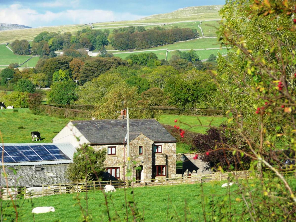 Nutstile Farm Bed And Breakfast Ingleton  Exterior photo